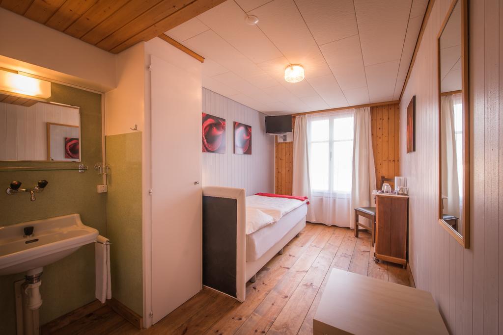 Hotel Tell Unterseen Esterno foto