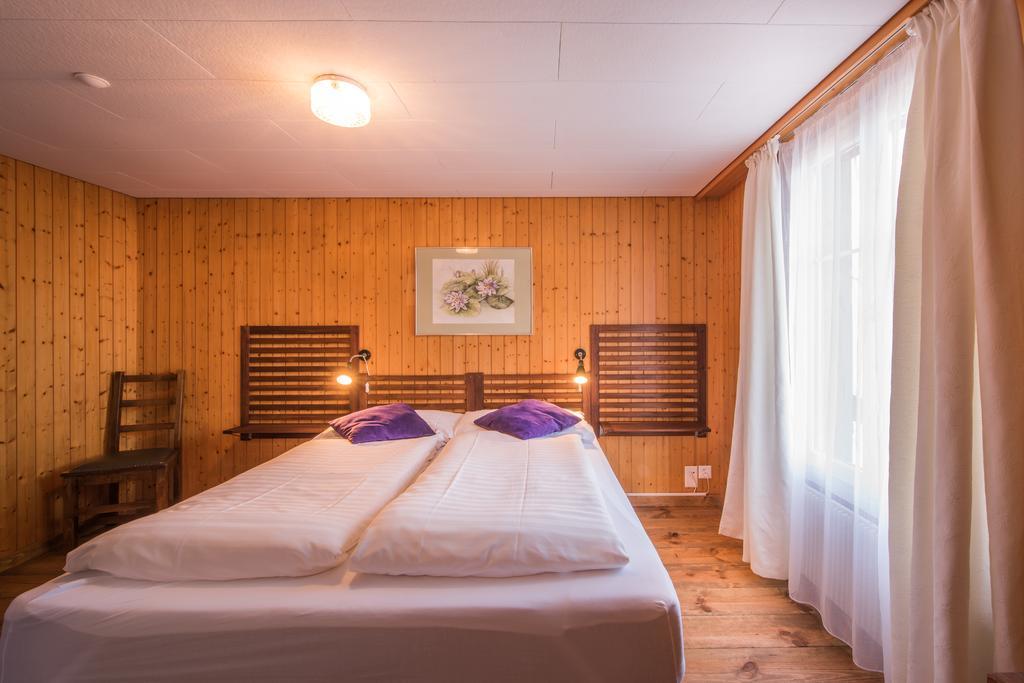Hotel Tell Unterseen Esterno foto