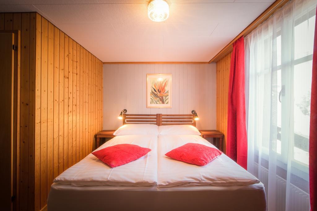 Hotel Tell Unterseen Esterno foto